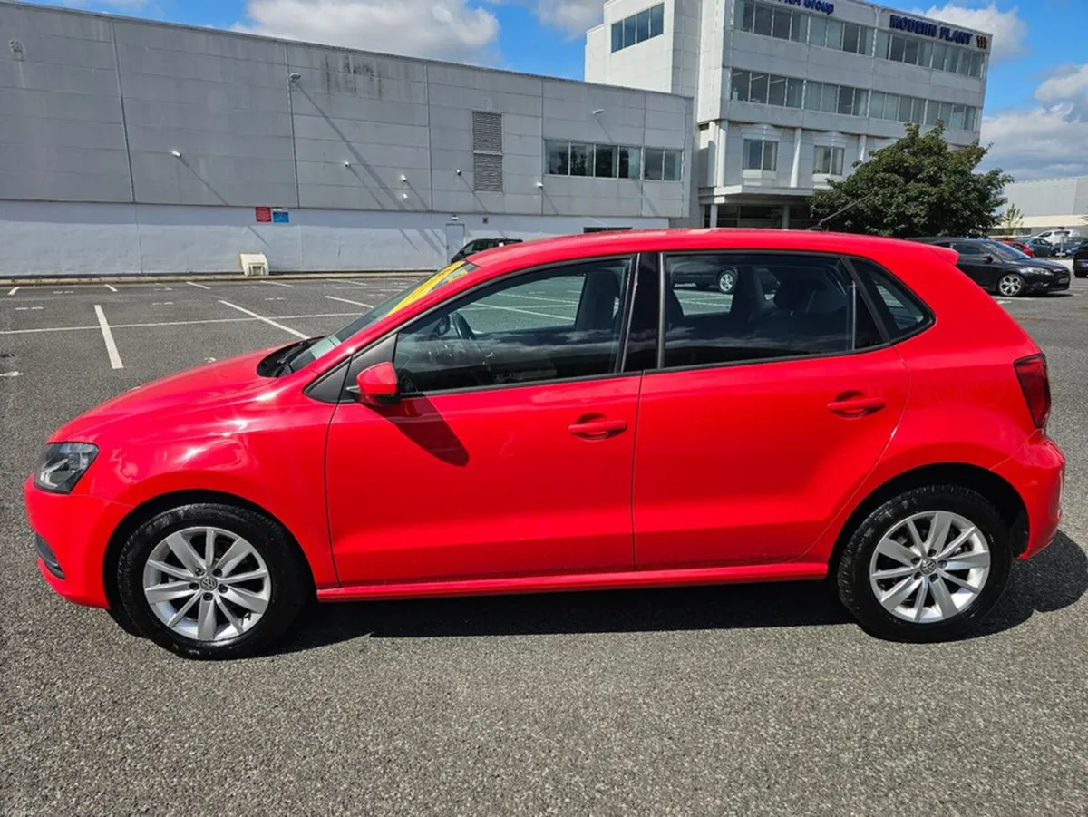 Volkswagen Polo 1.0 PETROL, AUTOMATIC, TINY MILEAG - Image 5