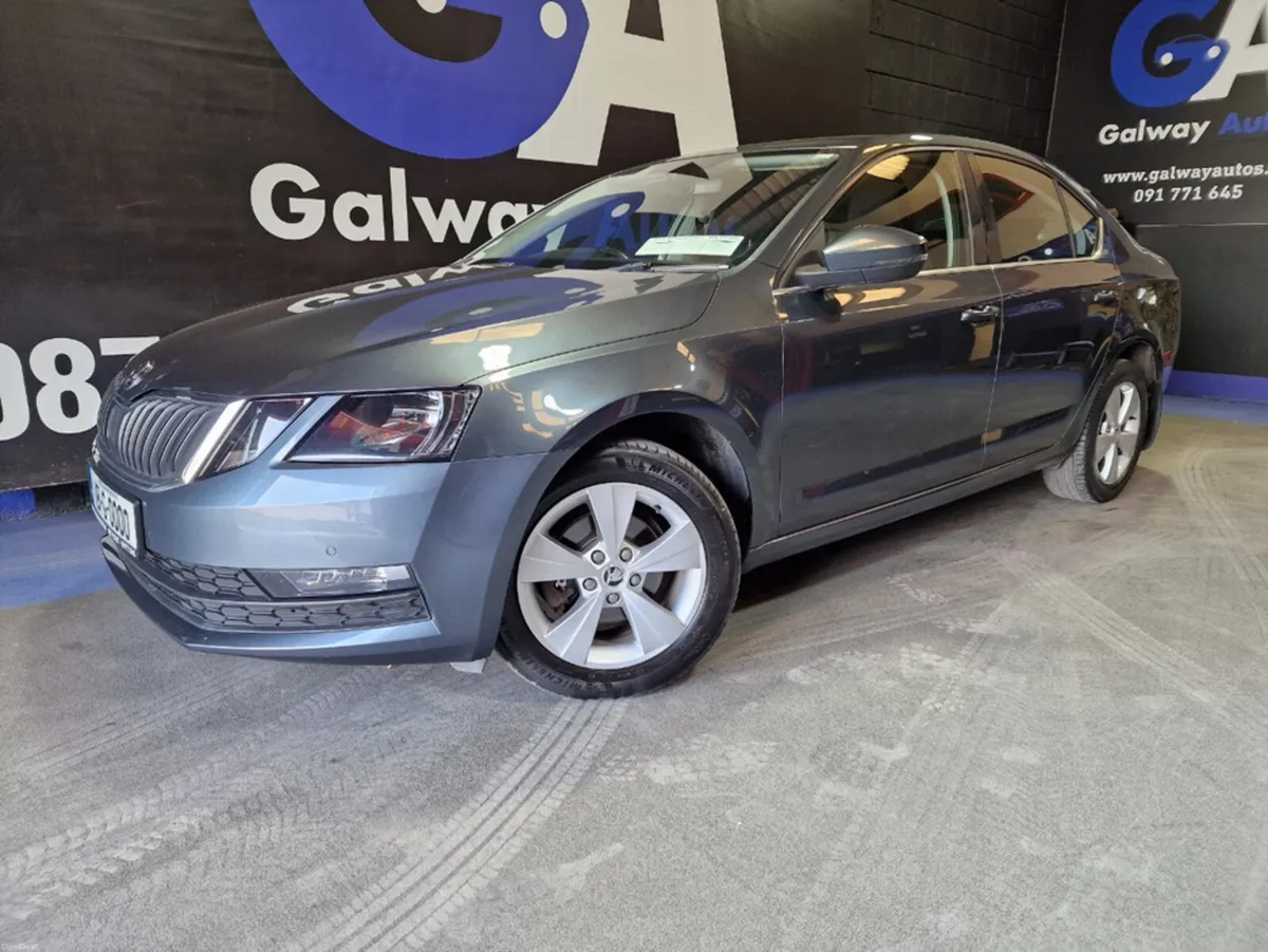 Skoda Octavia 1.6TDI **SAT NAV, PARKING SENSORS, F - Image 4