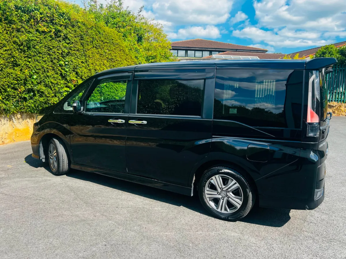 Honda Stepwagon FINANCE AVAILABLE - Image 6