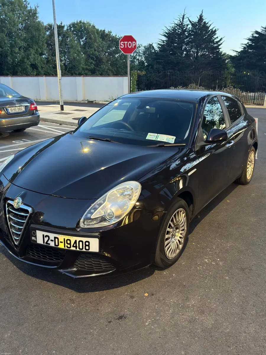 Alfa Romeo Giulietta 1.6 Diesel 2012 - Image 1
