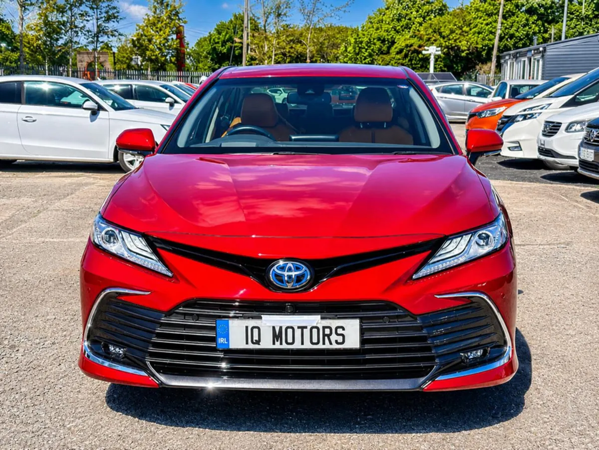 Toyota Camry G LEATHER PACKAGE HYBRID AUTOMATIC (7 - Image 3