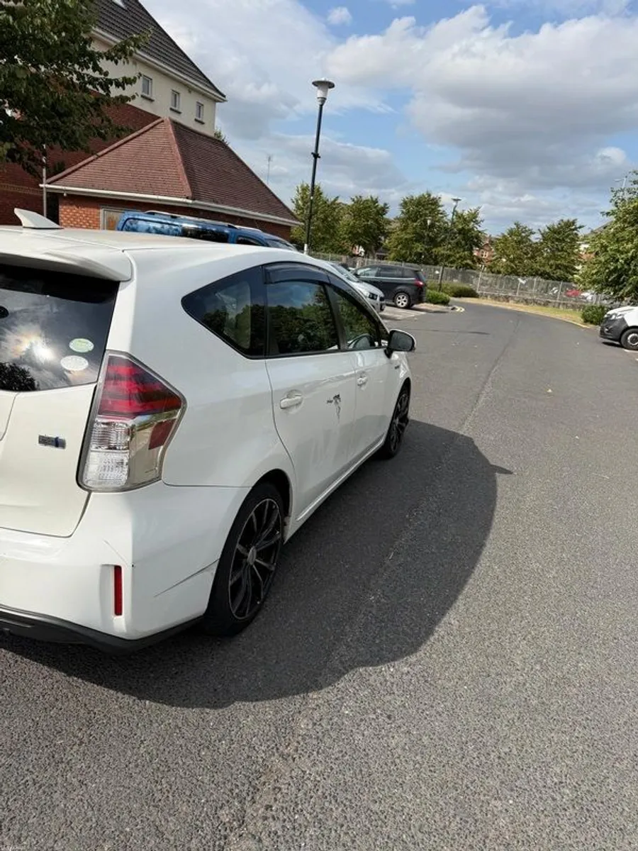 2016 Toyota Prius - Image 1