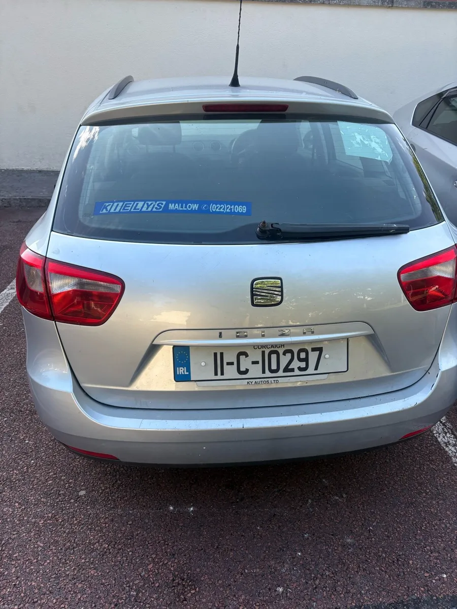 Car for sale - Image 2