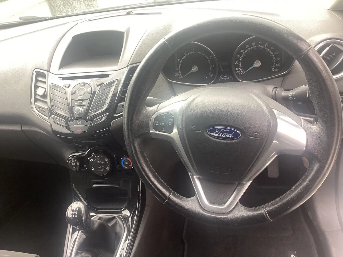 2016 Ford Fiesta 1.2 Zetec 97,000 - Image 6