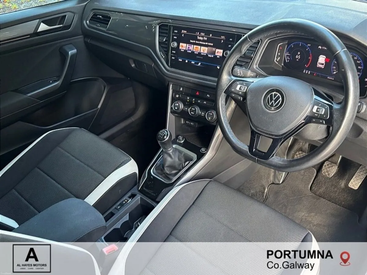 Volkswagen T-Roc R-LINE 2.0 TDI 150BHP *SUNROOF* - Image 2