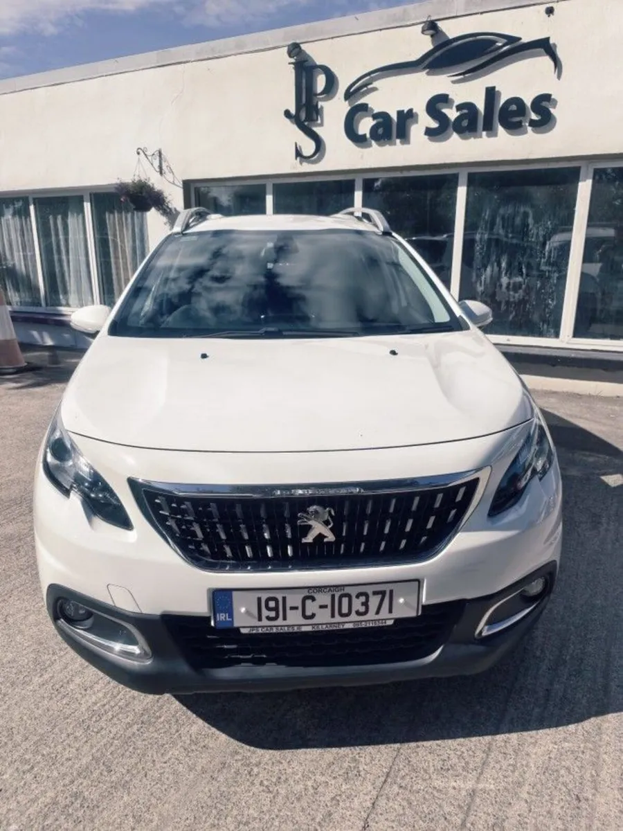 Peugeot 2008 1.2 PureTech 82bhp Active - Image 2