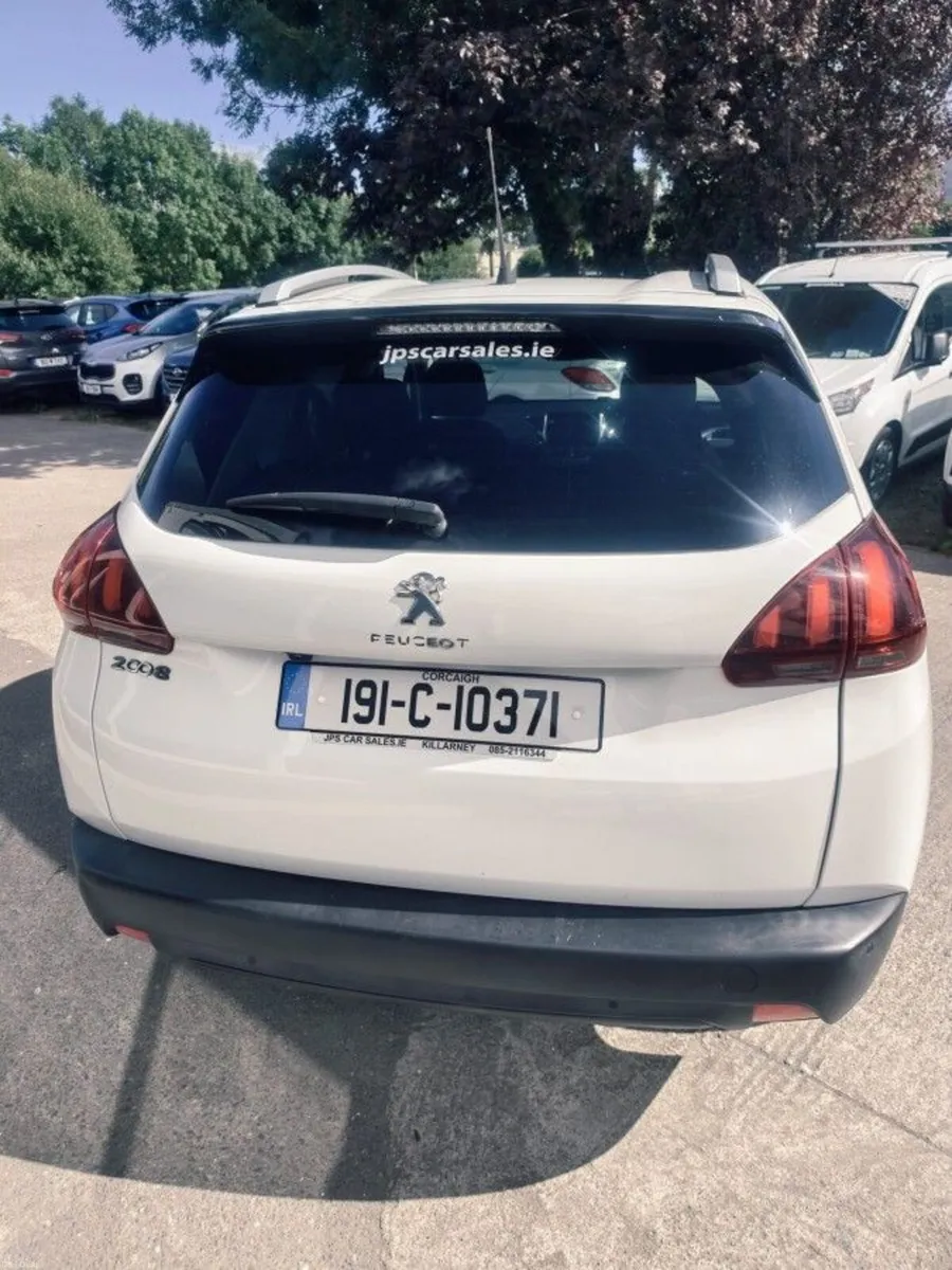 Peugeot 2008 1.2 PureTech 82bhp Active - Image 6