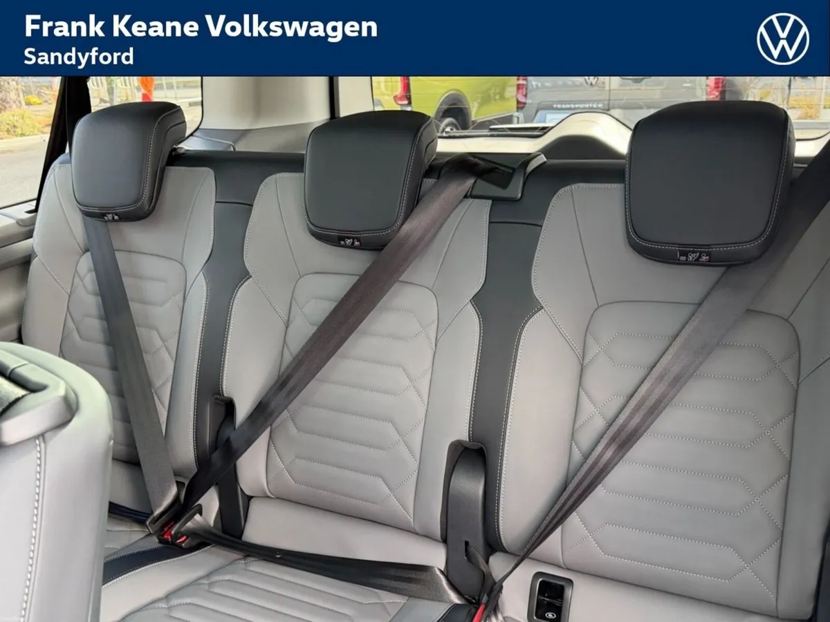 Volkswagen Caravelle STYLE AUTO PLUG-IN HYRBID *17 - Image 6