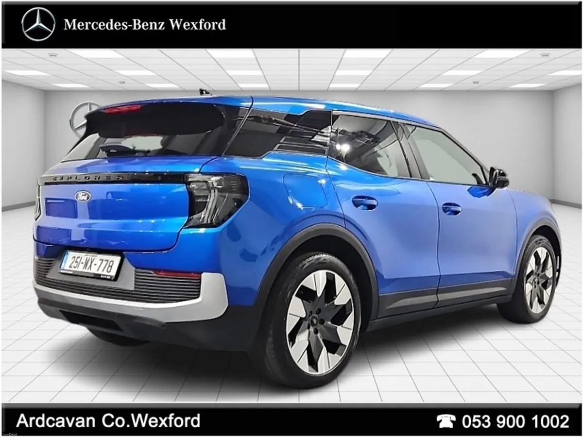 Ford Explorer Premium 77kWh Extended Range RWD - Image 4