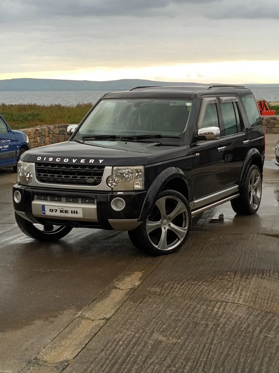 Land Rover Discovery 3 - Image 2