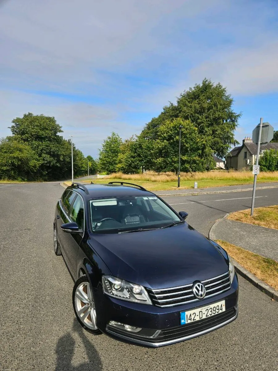 Volkswagen Passat R High Line - Image 1