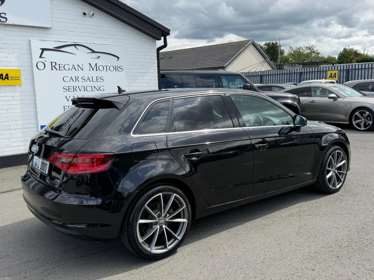 Audi A3 1.4 TFSI SE TECHNIK 5DR - Image 3
