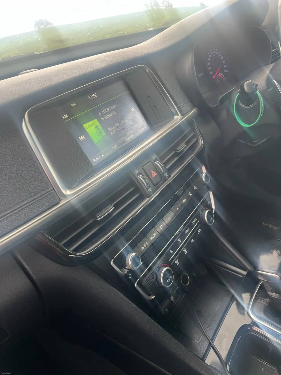 2016 Kia Optima Platinum DCT 4 DR Auto - Image 5
