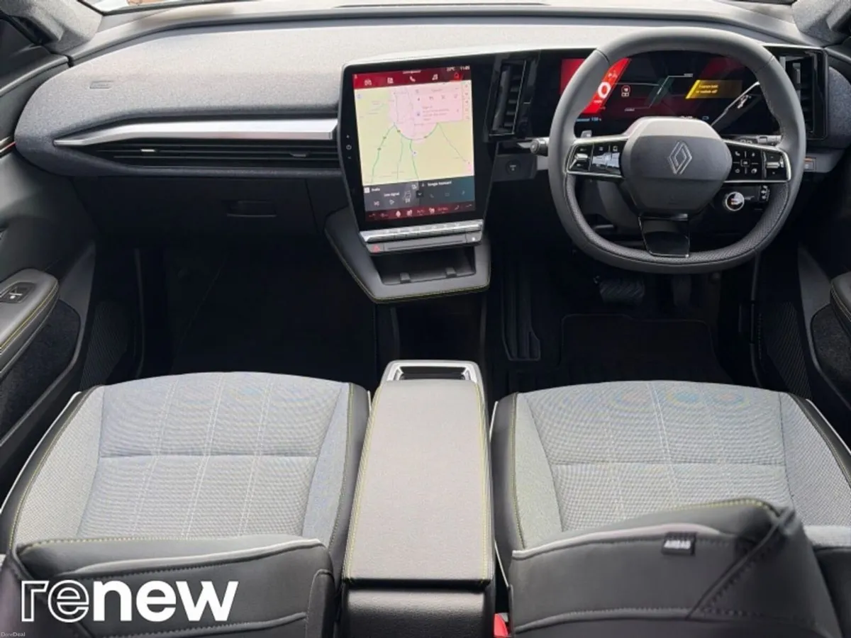 Renault Scenic E-Tech TECHNO 87KW 220BHP - Image 2
