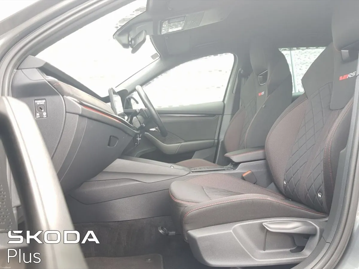 Skoda Octavia OCTAVIA COMBI  RS 2.0TDI 200HP DSG - Image 3
