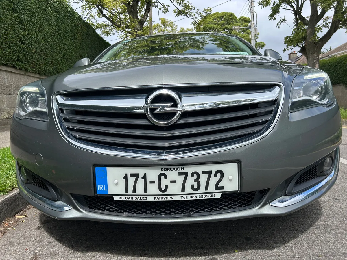 2017 OPEL INSIGNIA SC  SAT NAV NCT FEBRUARY 2027 - Image 2