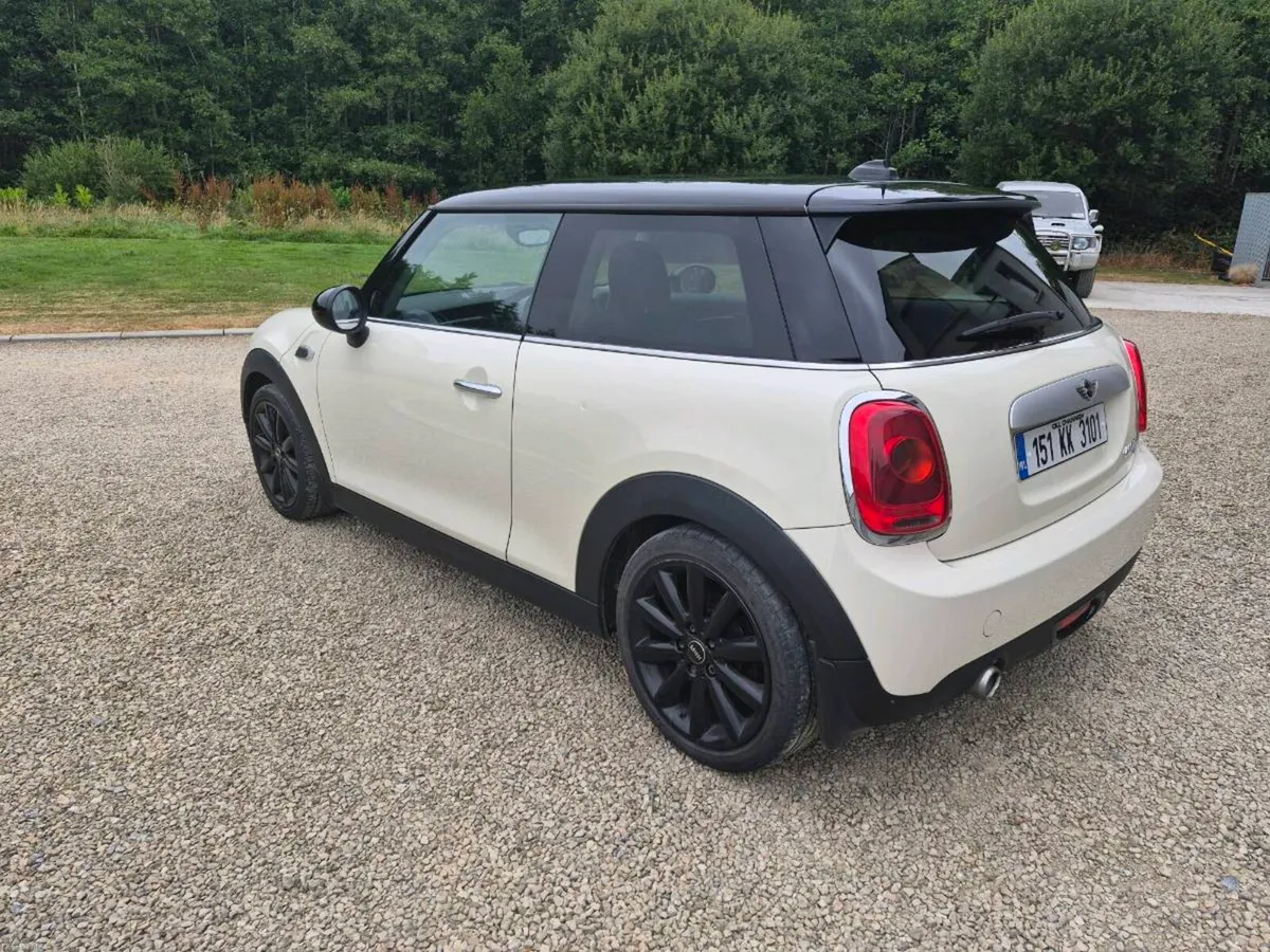 Mini Cooper D 1.5 diesel - Image 5