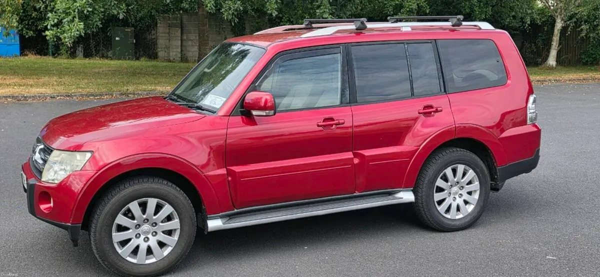 Mitsubishi Pajero LWB Crew Cab, - Image 2