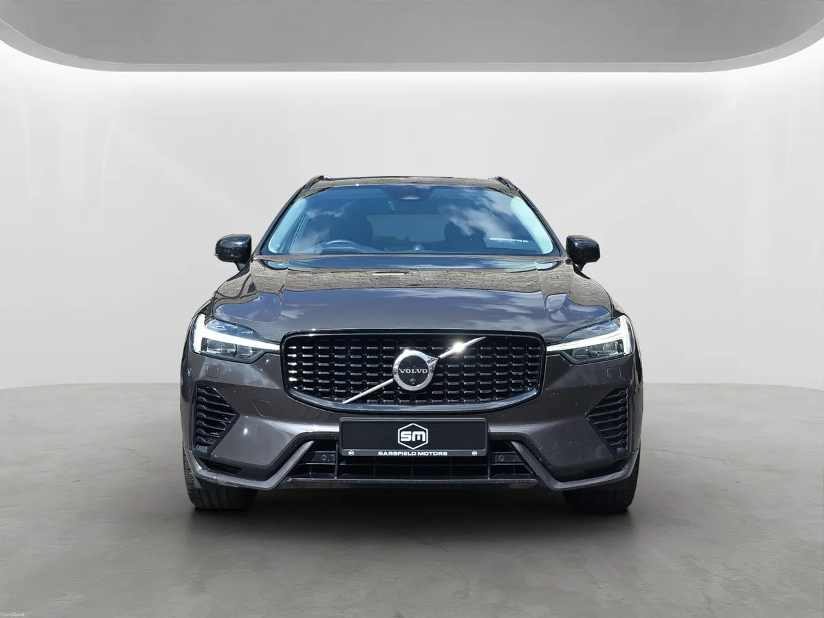 2023 VOLVO XC60 2.0 T8 ULTIMATE AWD AUTO. - Image 2