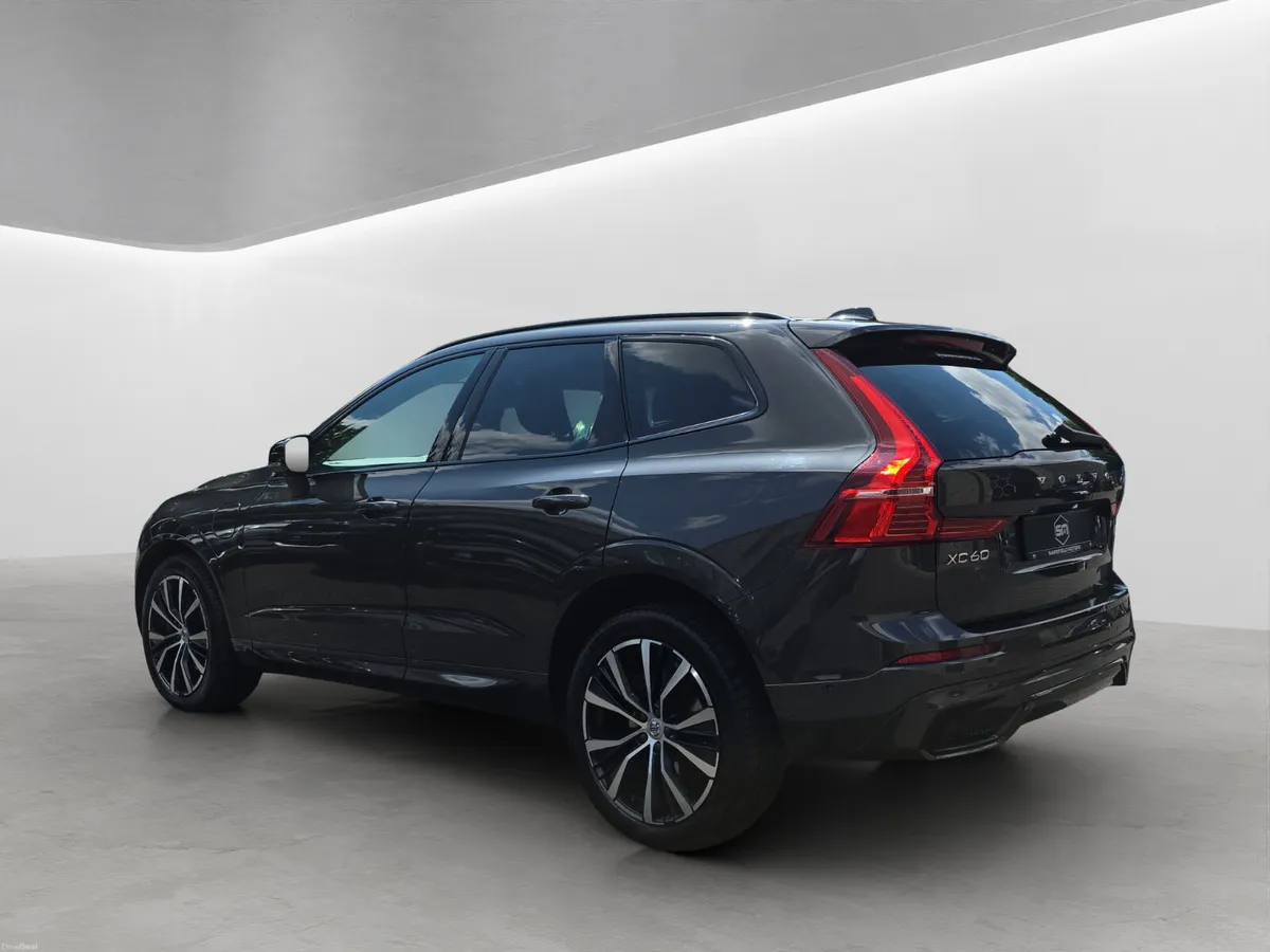 2023 VOLVO XC60 2.0 T8 ULTIMATE AWD AUTO. - Image 5