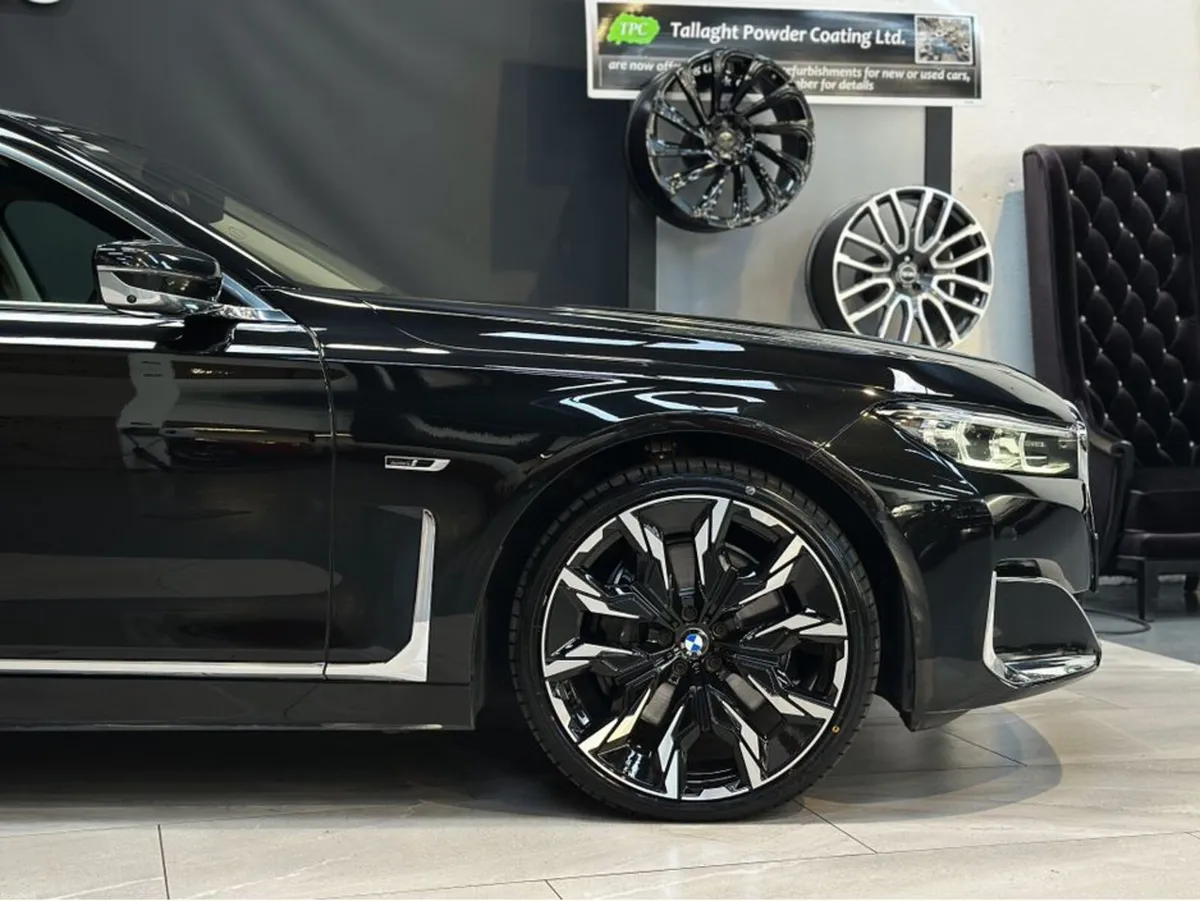 745E G11 E XBI 4DR AUTO - Image 4