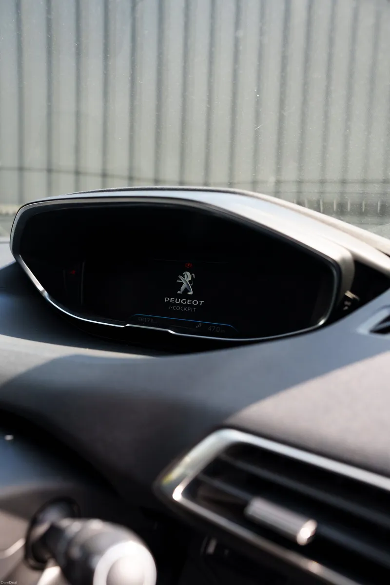 Peugeot 3008 Allure 58K km - Image 6