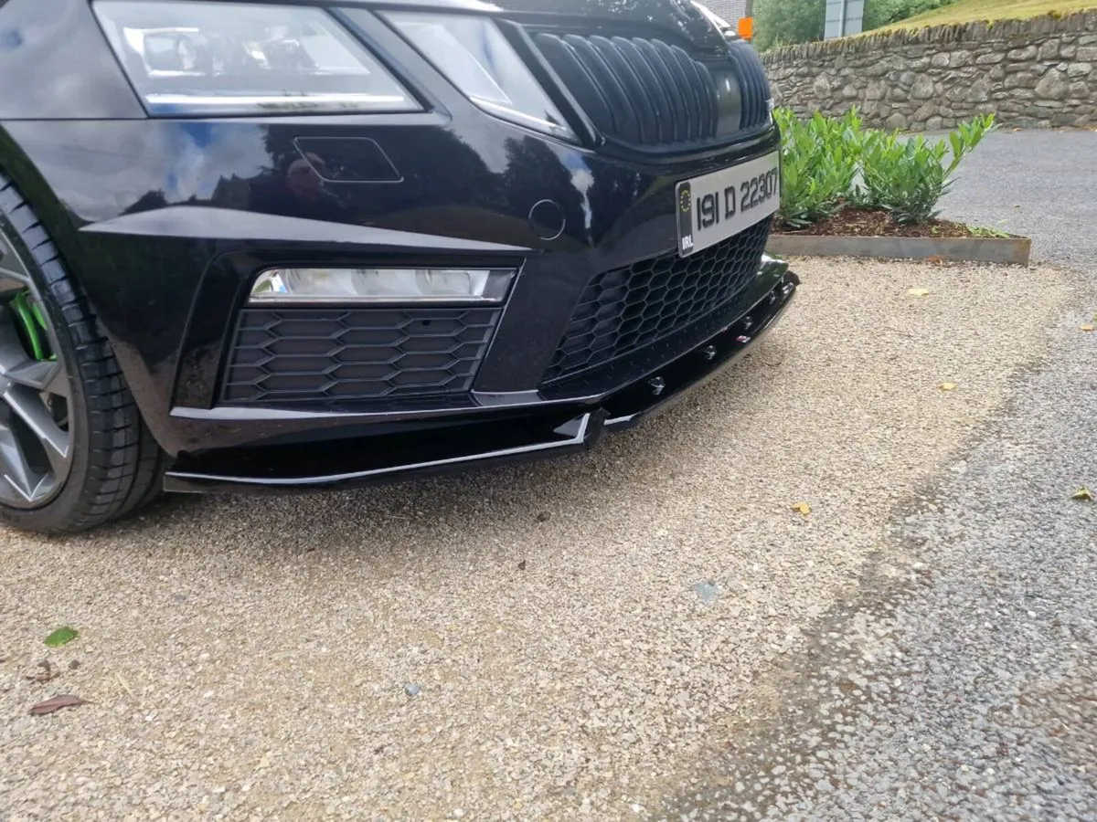 2019 Skoda Octavia VRS 2.0TDi DSG 184BHP - Image 4