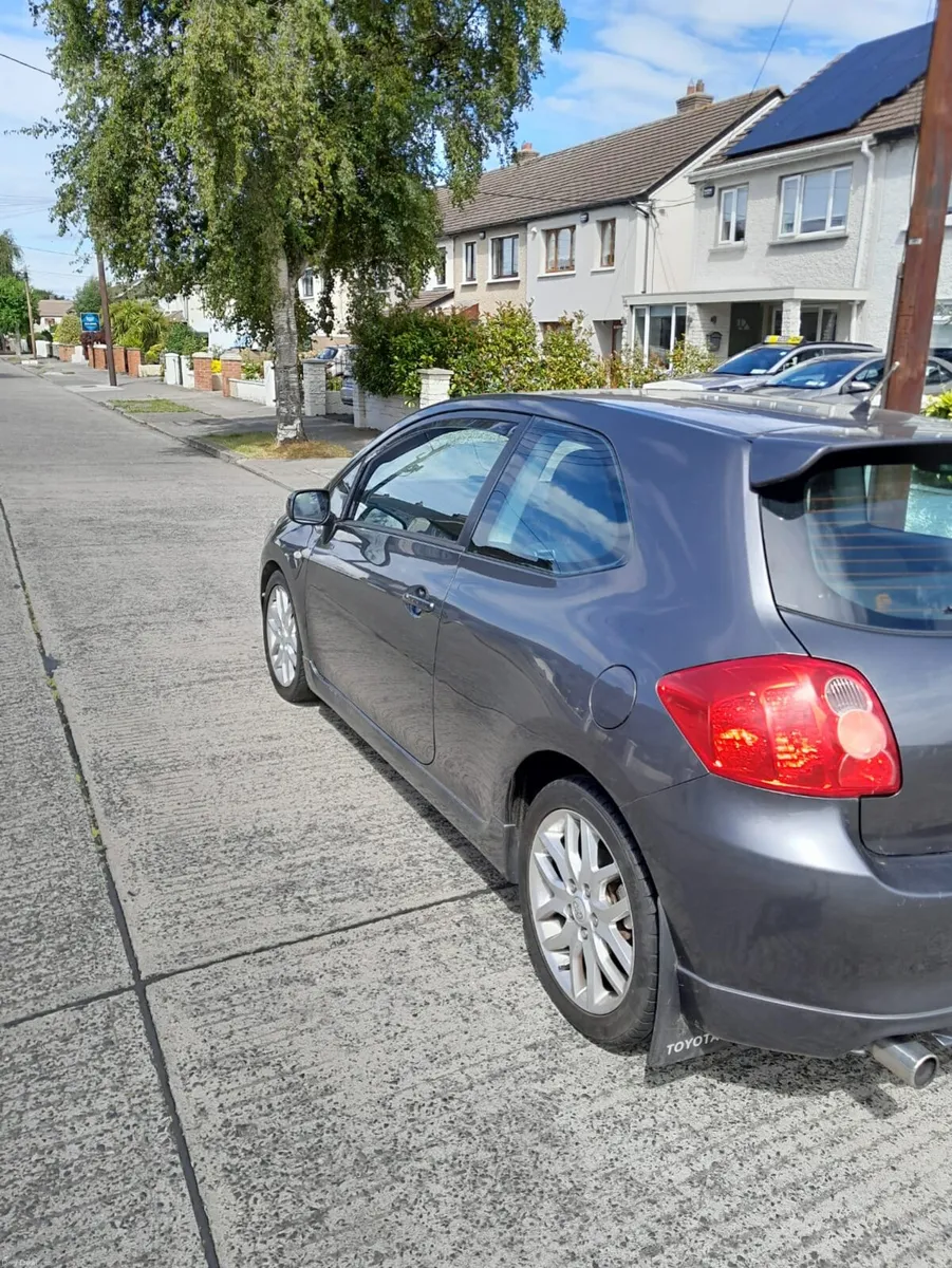 Toyota auris 2008 trd - Image 3