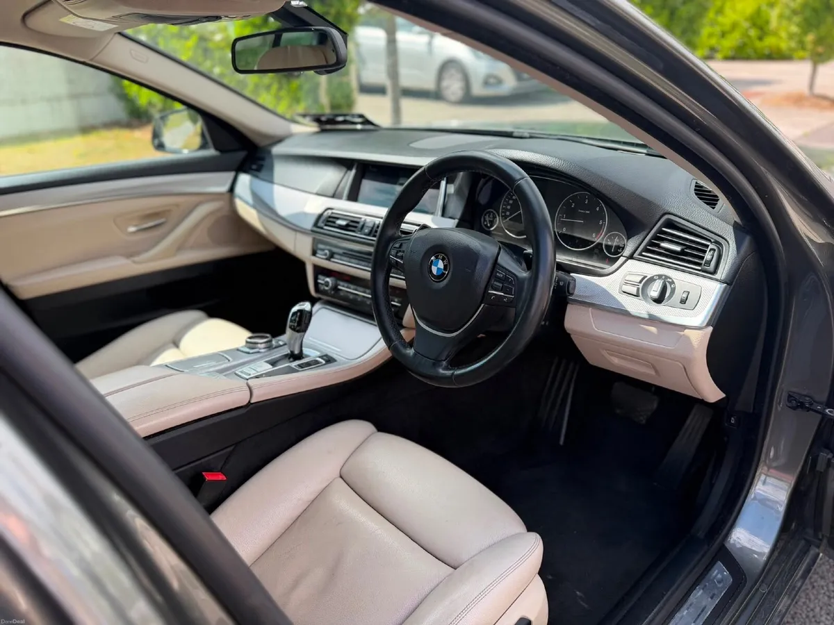 HIGH SPEC 🚗 2014 BMW 520d Luxury - Image 5