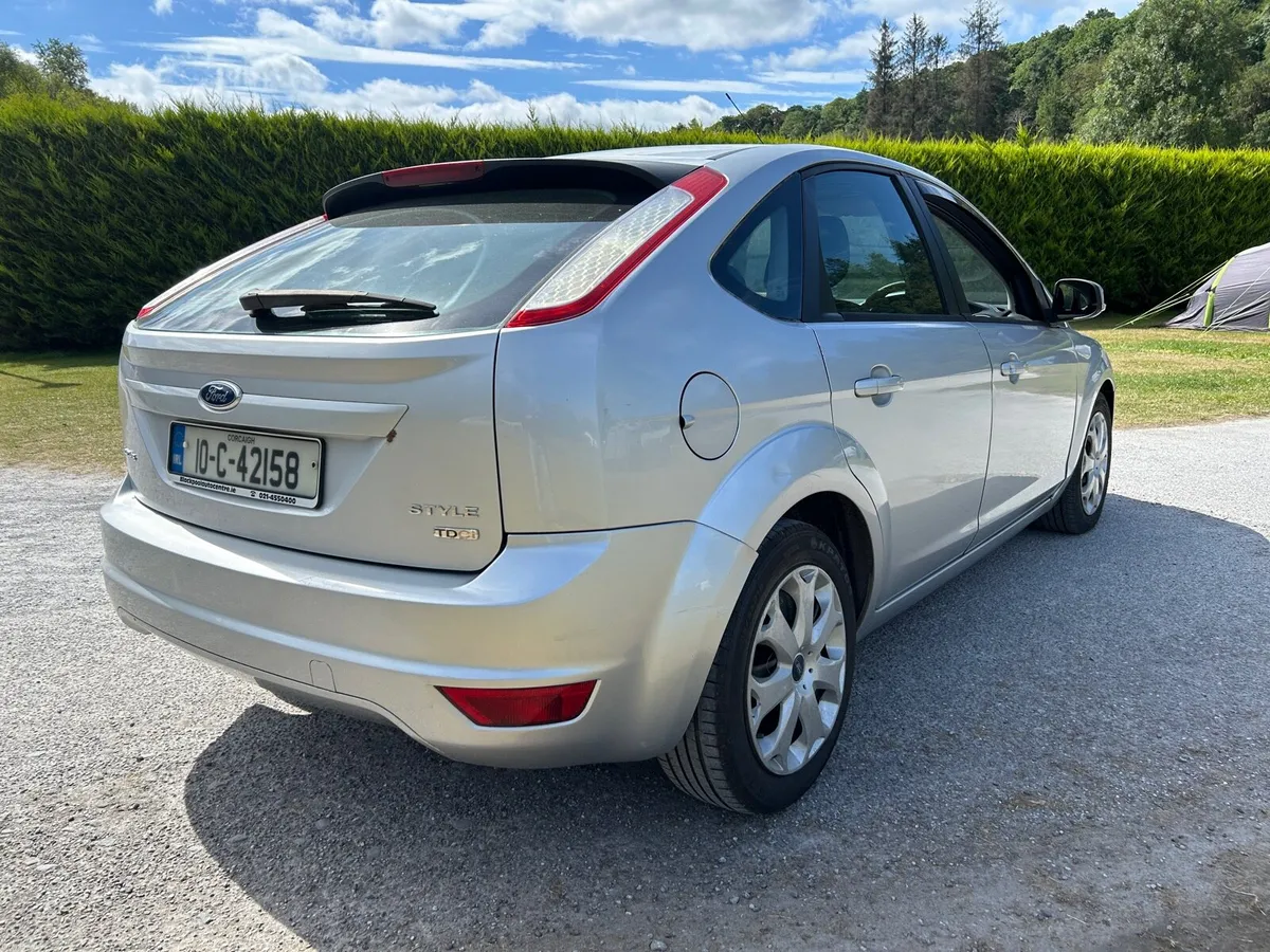 2010 Ford Focus.. New NCT & Full Service - Image 4