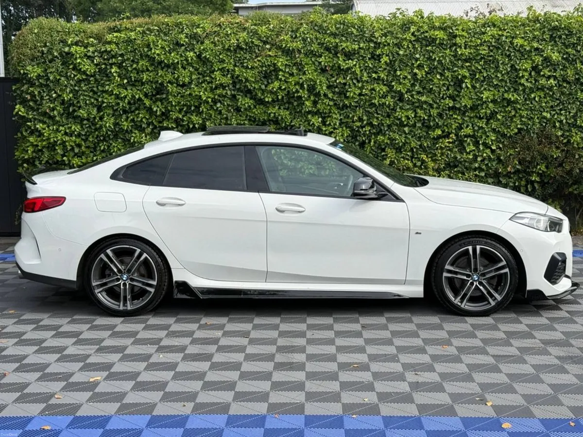 BMW 2-Series 218d M-SPORT COMPETITION 2.0 D ** LOW - Image 3