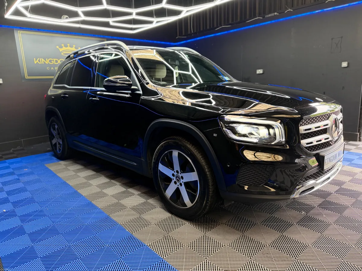Mercedes-Benz GLB 2022 7 seats,Automatic - Image 2