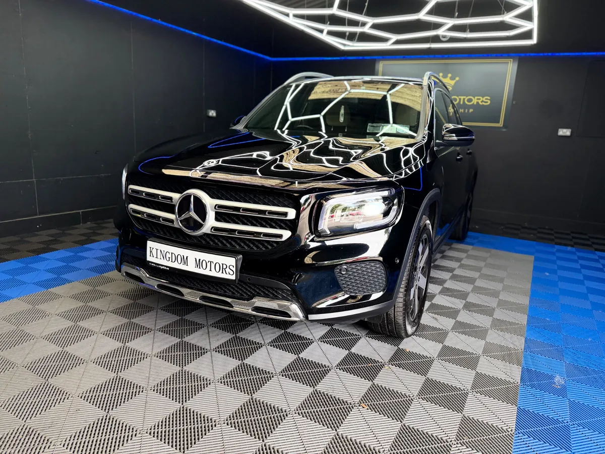 Mercedes-Benz GLB 2022 7 seats,Automatic - Image 5