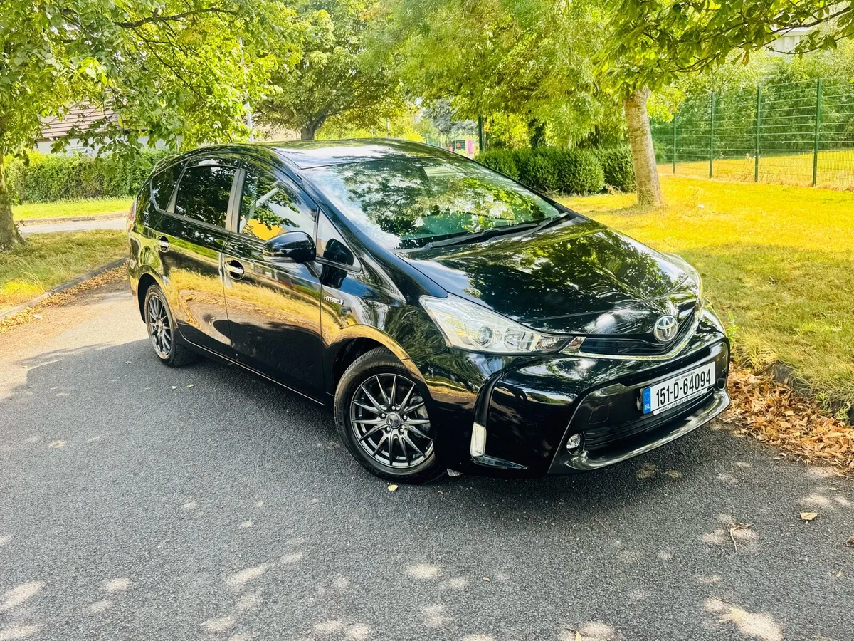 Toyota Prius Alpha Hybrid 7 Seats Cruise Control - Image 2