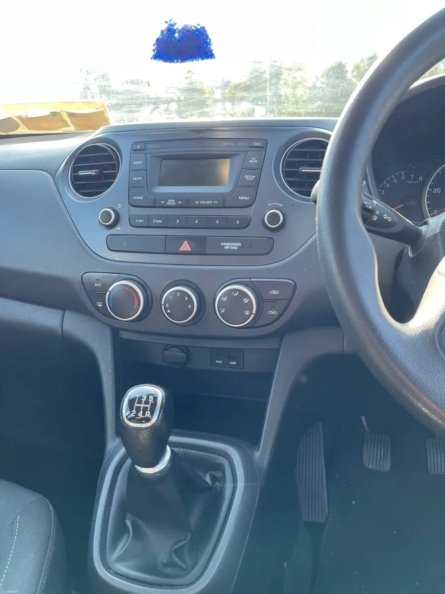 Hyundai i10 2017 - Image 4