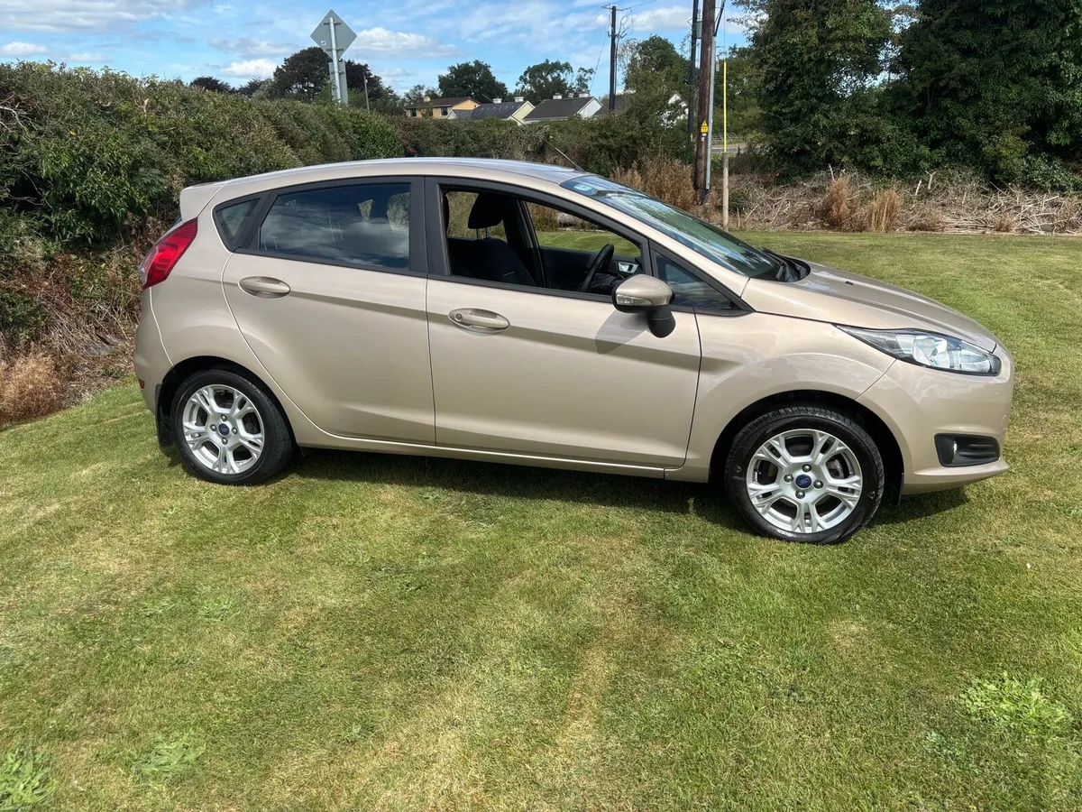 17 FORD FIESTA ZETEC ONLY 28k kms! NCT 03/27 - Image 4