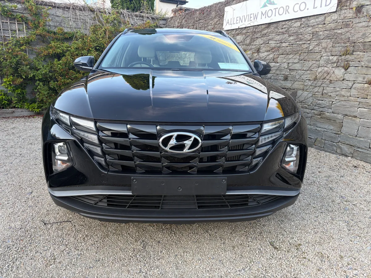 2021 Hyundai Tucson Executive Two Tone Roof - Image 4