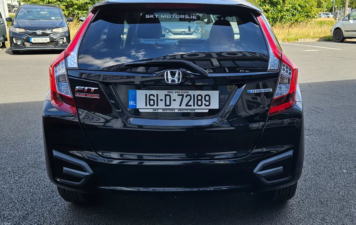 Honda Fit 2016 1.5 Hybrid Automatic - Image 5