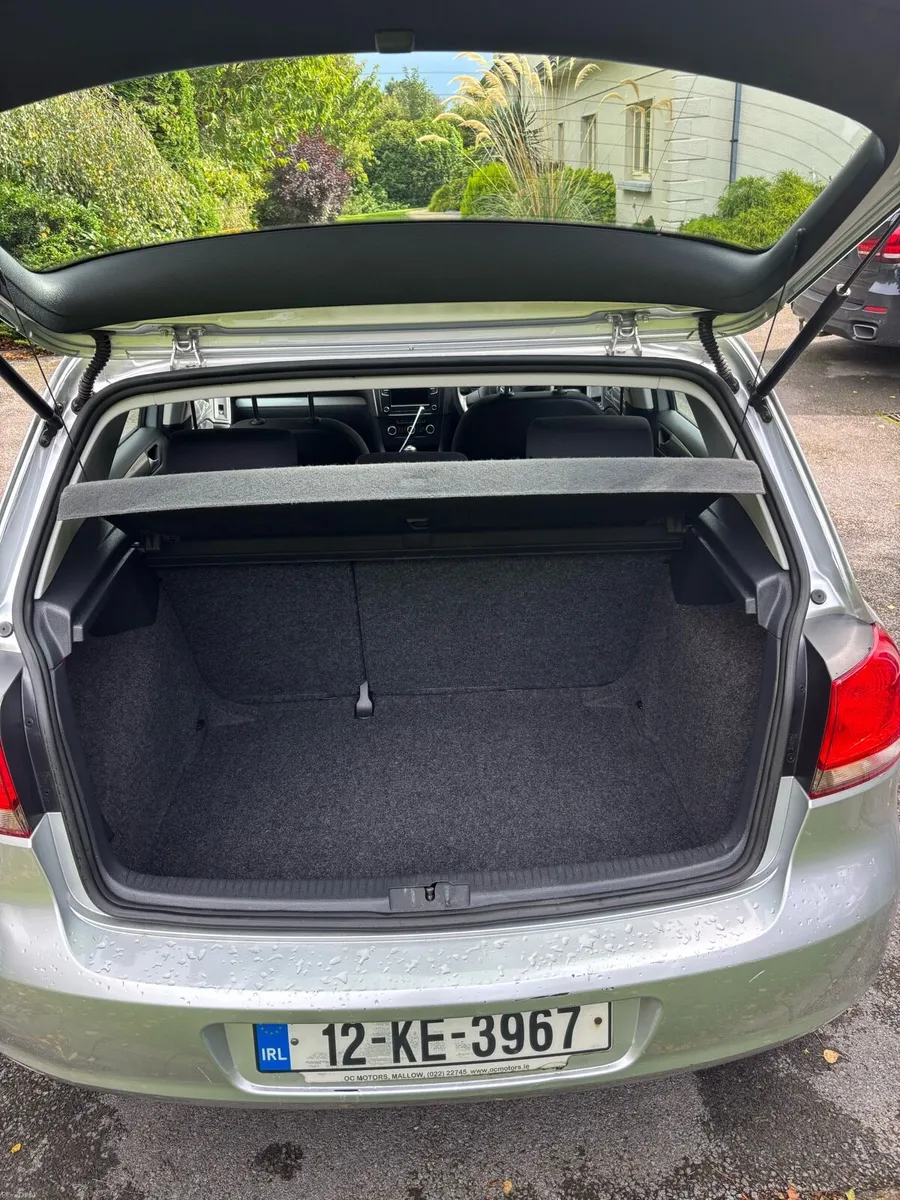 Volkswagen Golf 2012 1.6L - Image 5