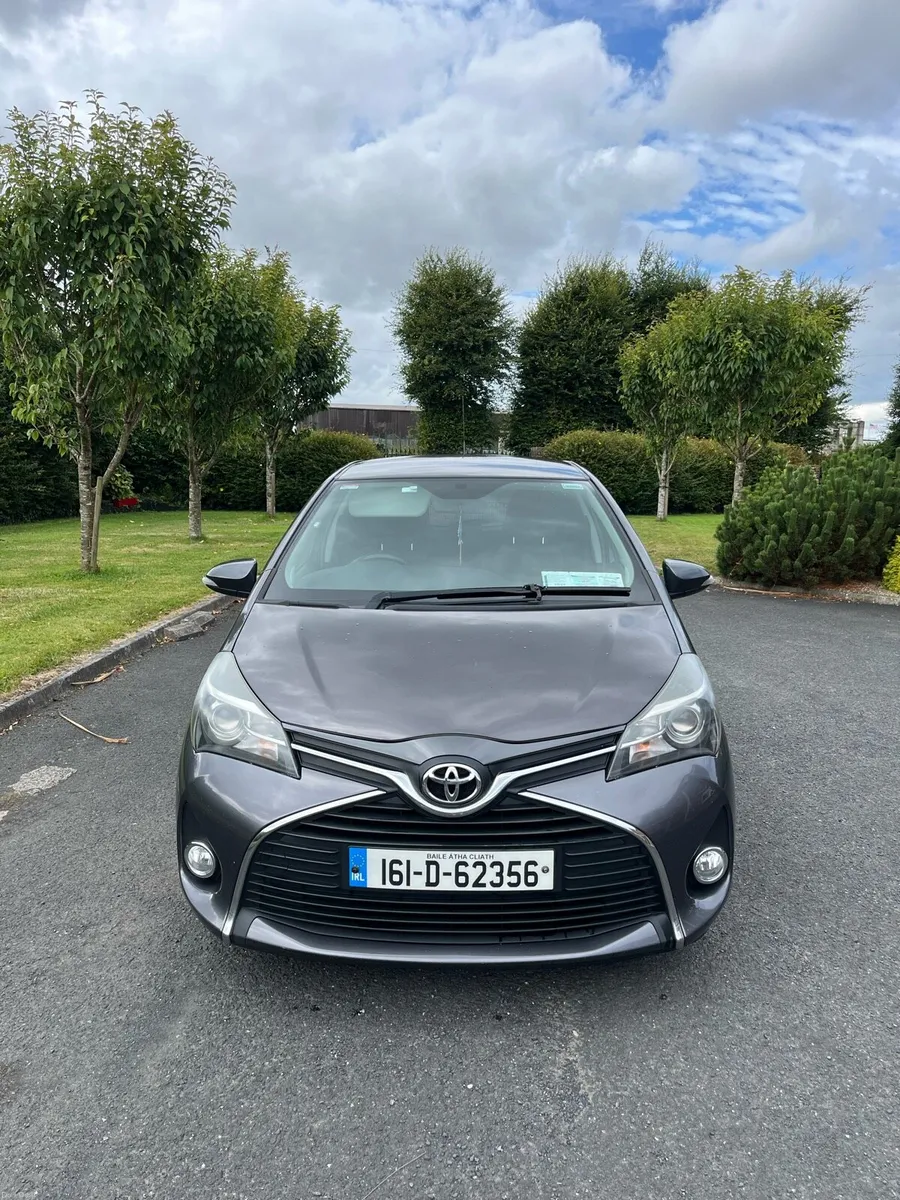 2016 Toyota Yaris - Image 2