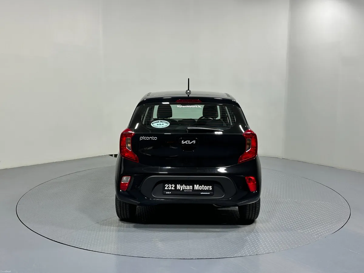 Kia Picanto 1.0L Petrol 232 (2023) - Image 6