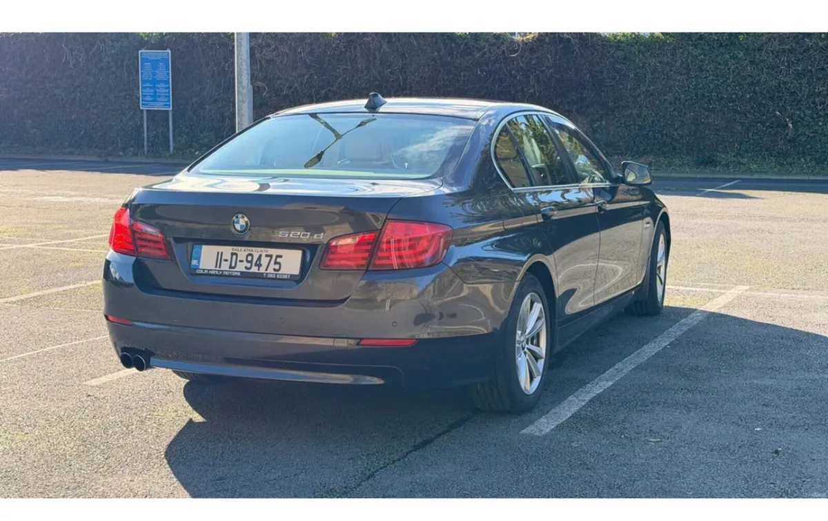 Car - Image 2