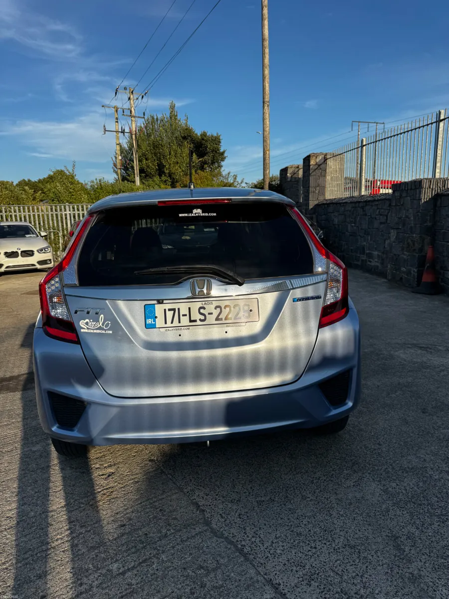 Honda Fit 2017 - Image 4
