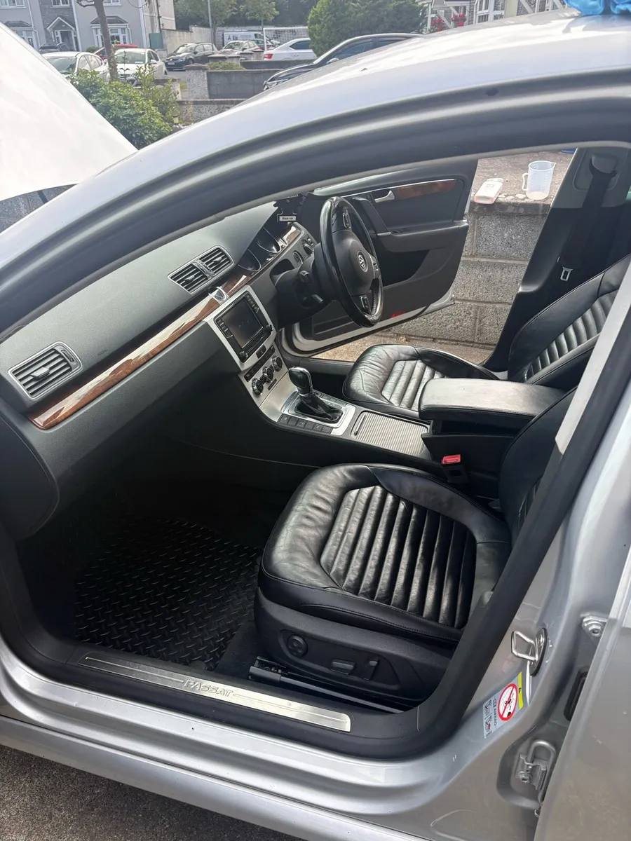 Volkswagen Passat Highline - Image 6