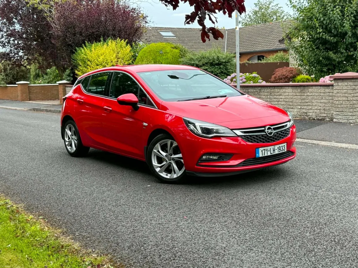 2017 Opel Astra Sri 1.6L diesel nct 03/27 tax04/27 - Image 2