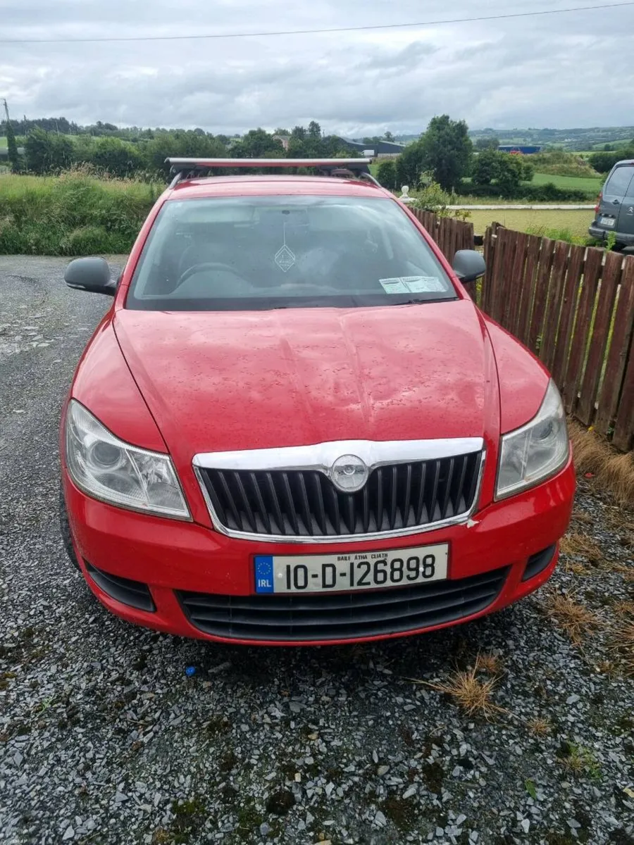 Car - Image 2