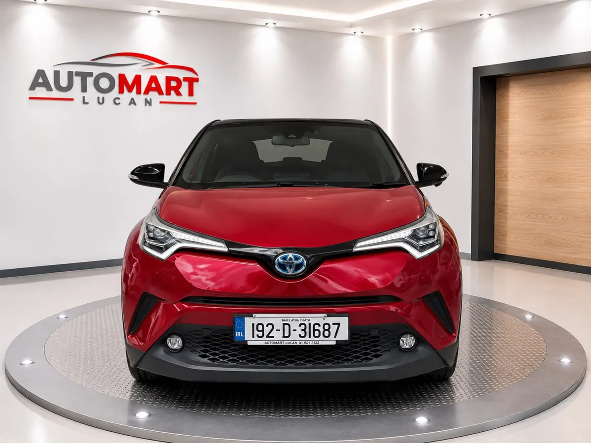 Toyota C-HR 2019 54K KM TWO TONNE - Image 2