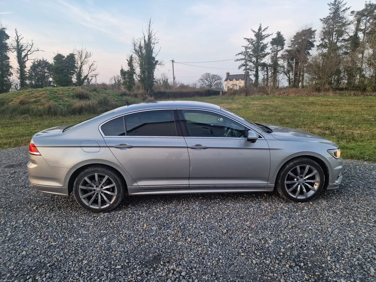 VW Passat - Image 2