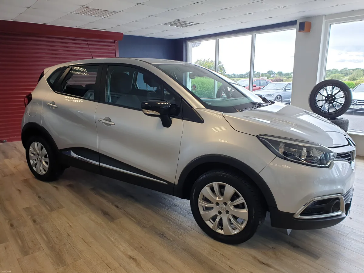 Renault Captur 1.5DCI EXPRESSION - Image 2