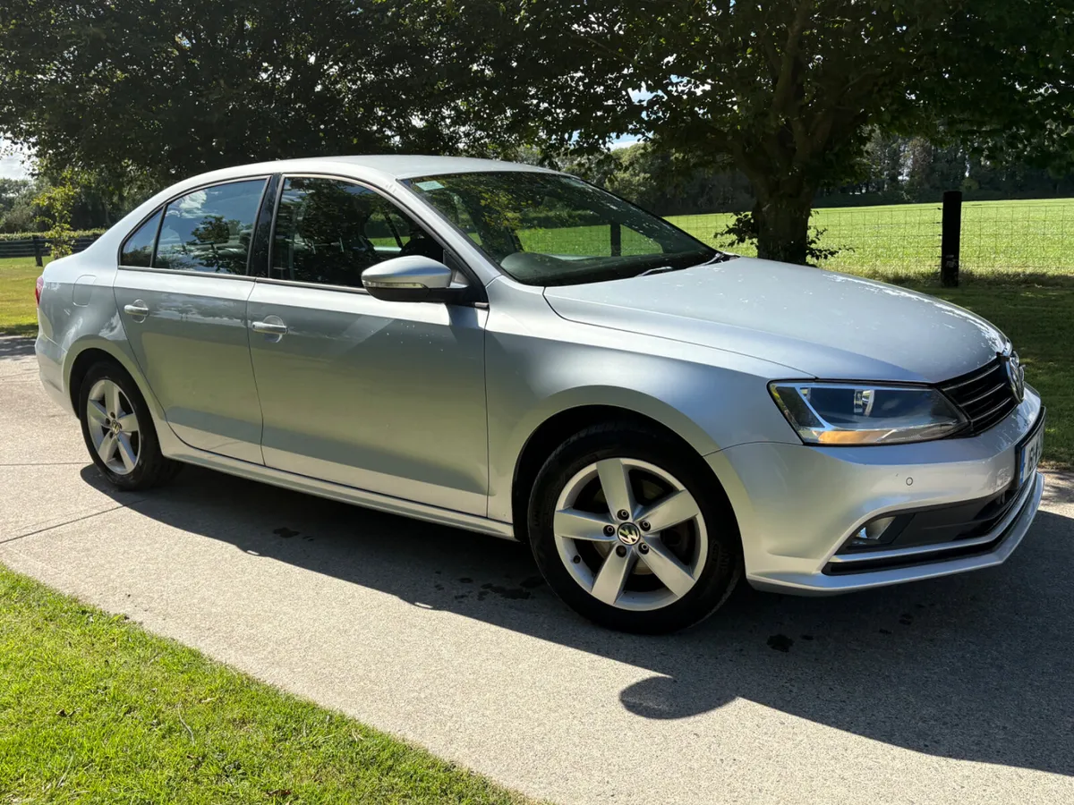 Volkswagen Jetta Comfortline 1.2 New NCT - Image 1
